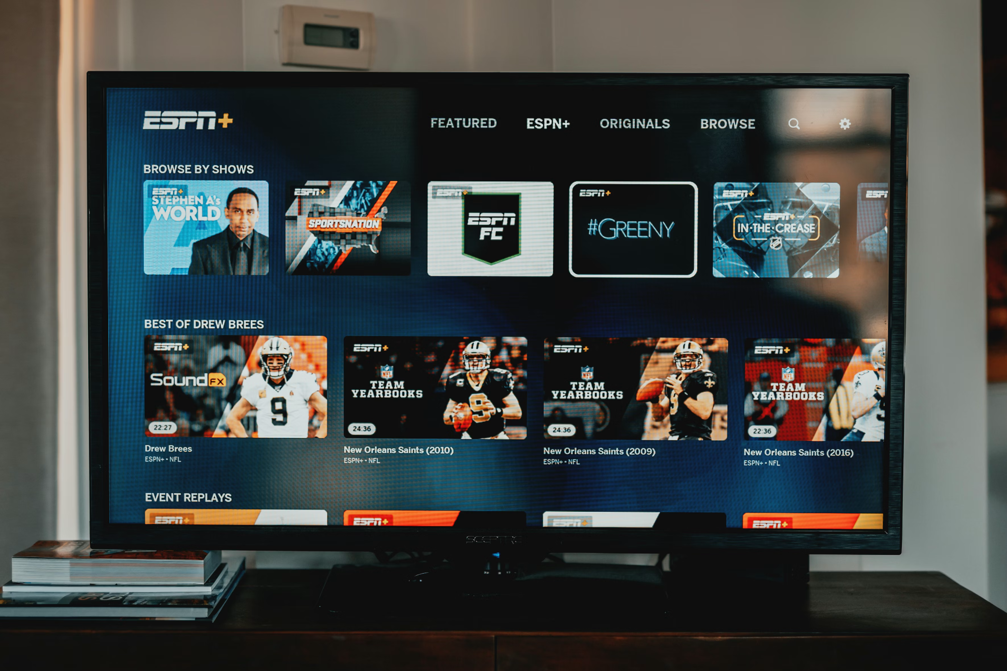 sporting event tracking, worldwide sports events, live sports updates, sports event schedule, international sports scores, global sports live stream, sports event calendar, real-time sports results, sports tracking apps, sports news worldwide