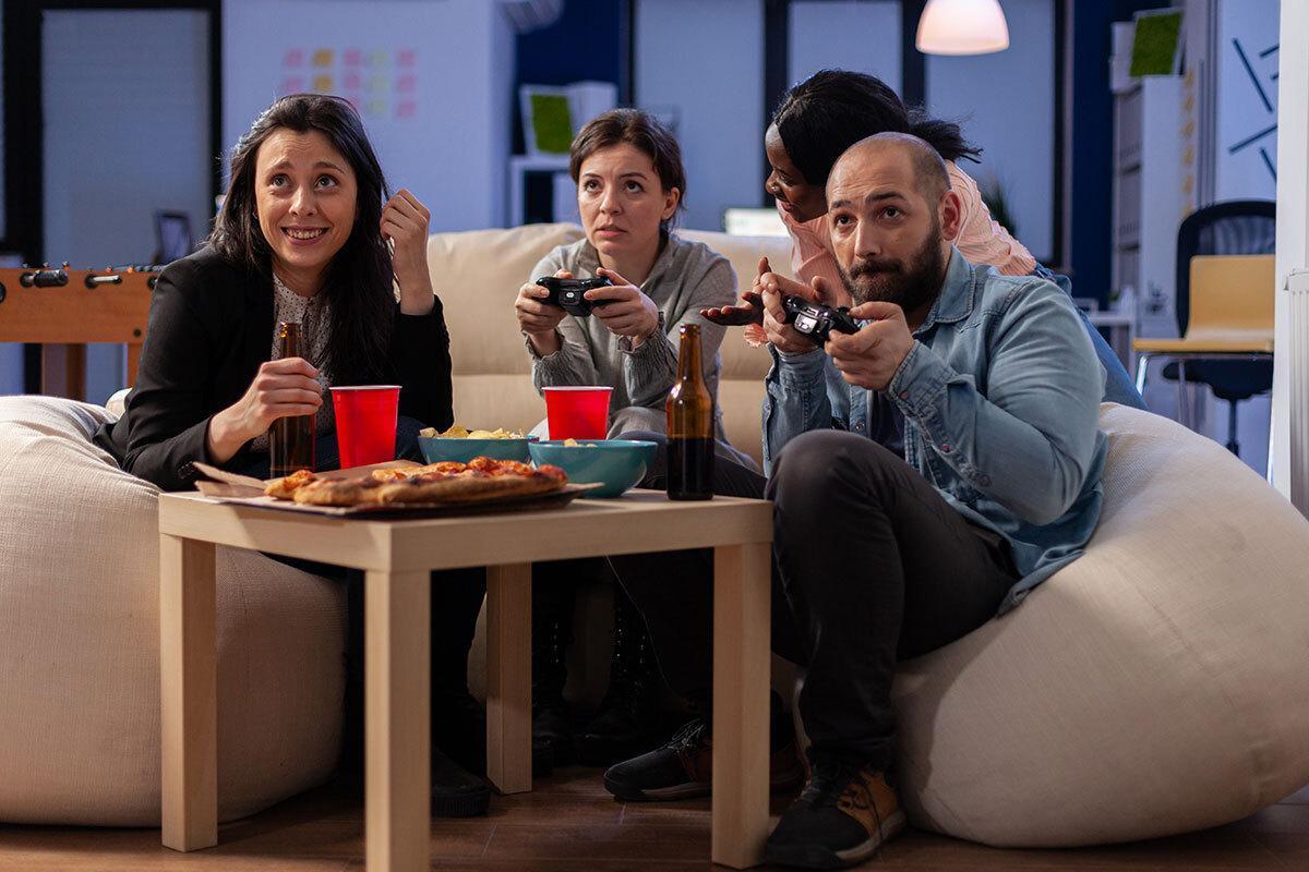 social gaming trends, evolution of social gaming, impact of social gaming, social gaming development, multiplayer gaming advancements, mobile social gaming, social gaming platforms, social gaming statistics, social gaming industry growth, social gaming changes